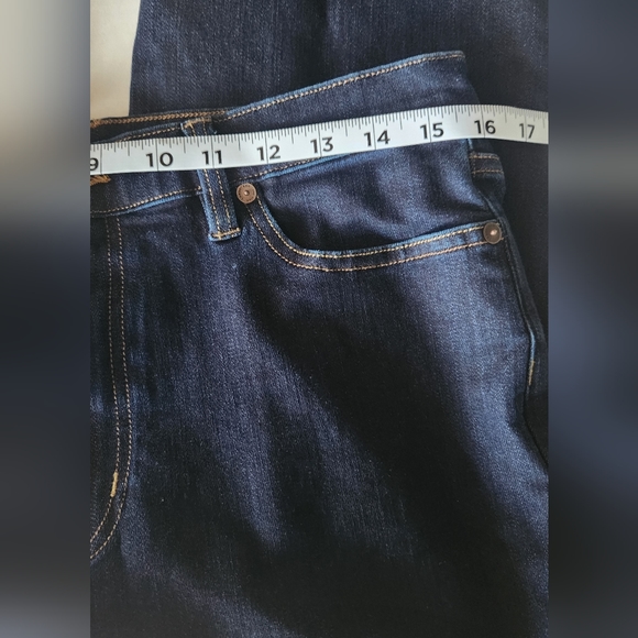 Lands' End Women's Size 10 Jeans - Picture 5 of 11